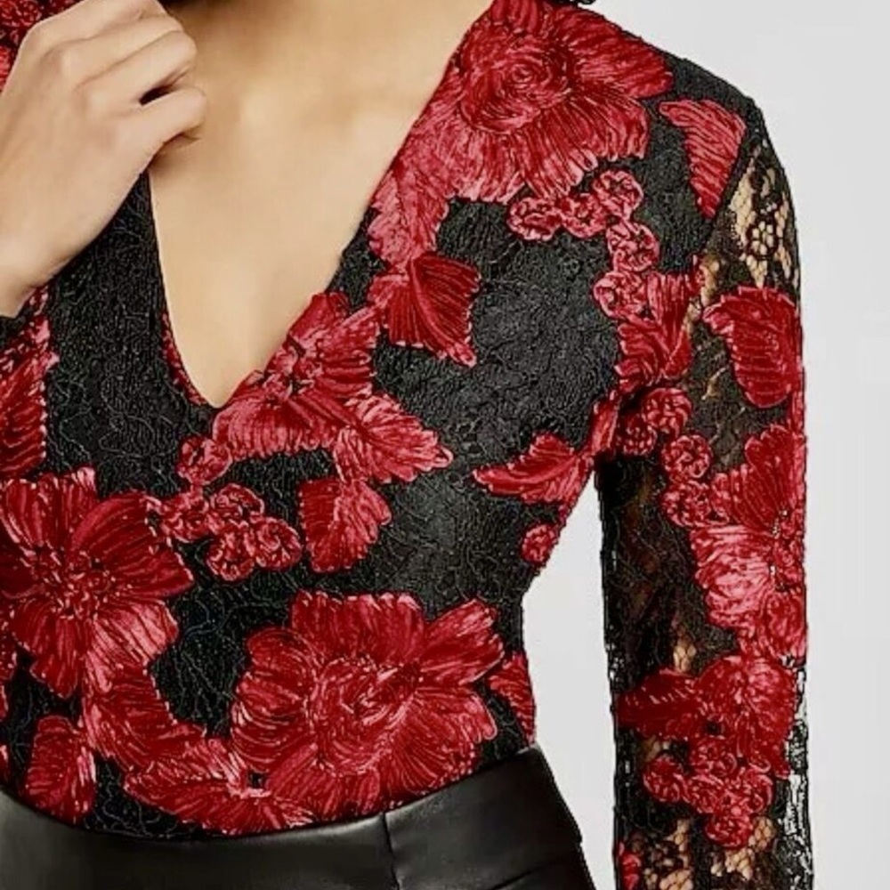 Express Lace Embroidered Red Black Floral Long Sleeve Thong Bodysuit Size L
